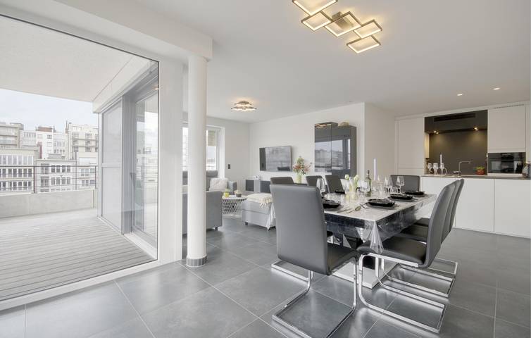 Appartement de vacances entier, Appartement de vacances pour 8 personnes avec terrasse in Ville d'Ostende, Oostende
