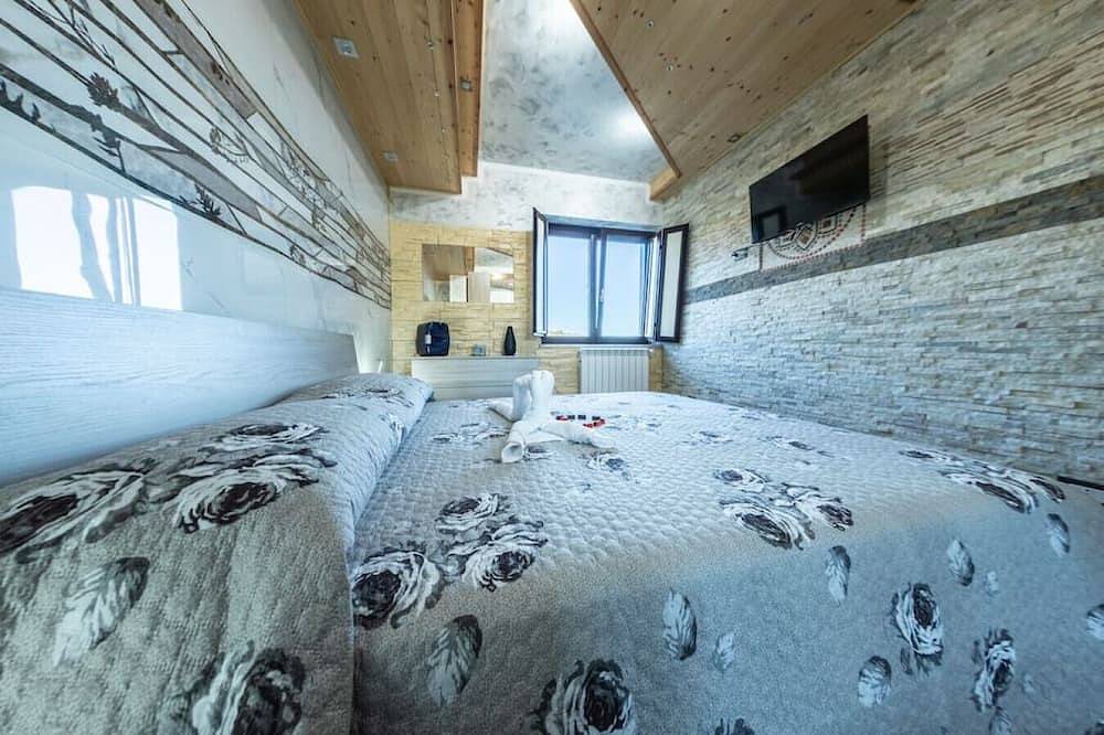 Entire apartment, Norman Tower Spa An Elegant Room For Relaxing Stays. in Casalbore, Avellino Province