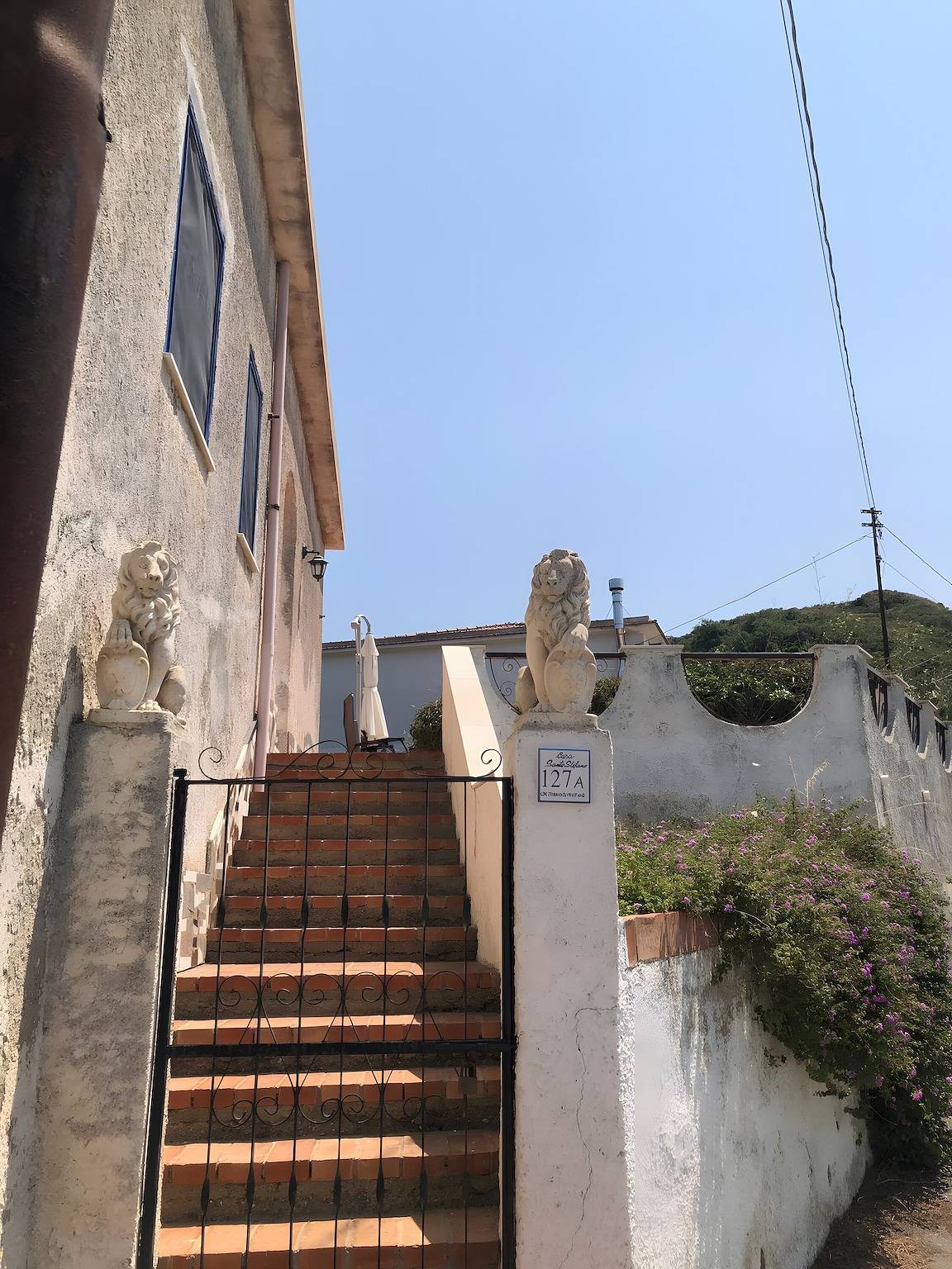 Casa Santo Stefano: Villa panorámica pet-friendly cerca del mar y Giosa Marea in Gioiosa Marea, Provincia de Messina