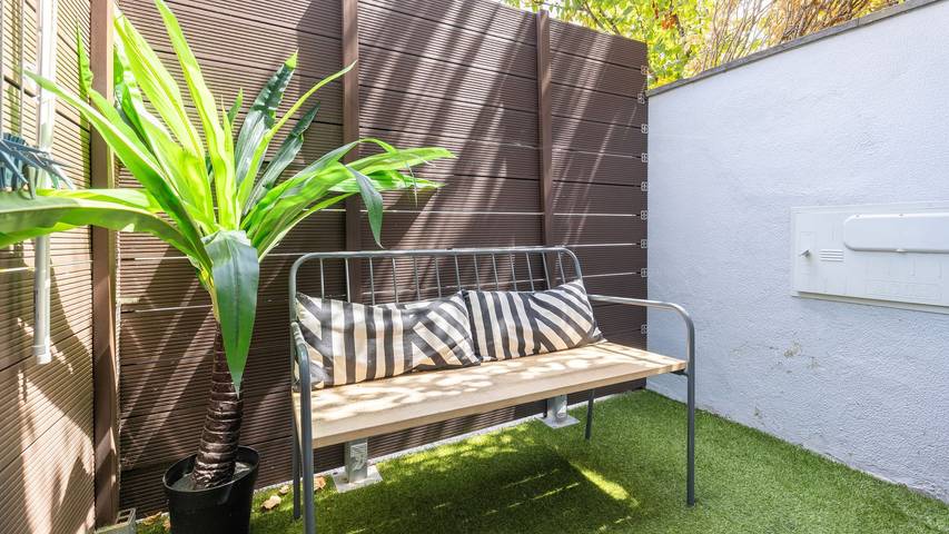 Ganze Wohnung, Ferienwohnung für 2 Personen mit Terrasse in Carcavelos e Parede, Costa de Lisboa