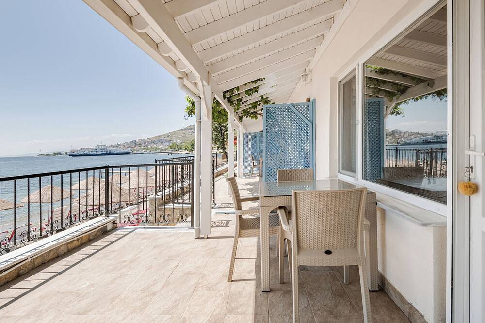Appartamento intero, Marmara Yali Evi - Direct Beachfront 1-Room-Apartment in Marmara, Regione di Marmara