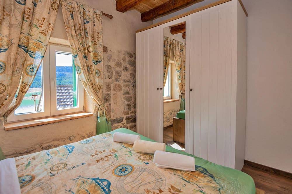 Prachtig huis in Ricice met uitzicht op. in Makarska Riviera