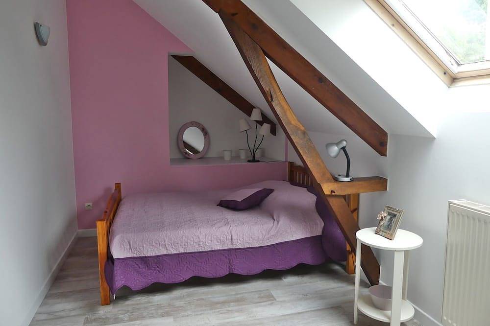Maison de Vacances au Coeur de Broceliande in Saint-Méen-le-Grand, Région de Rennes