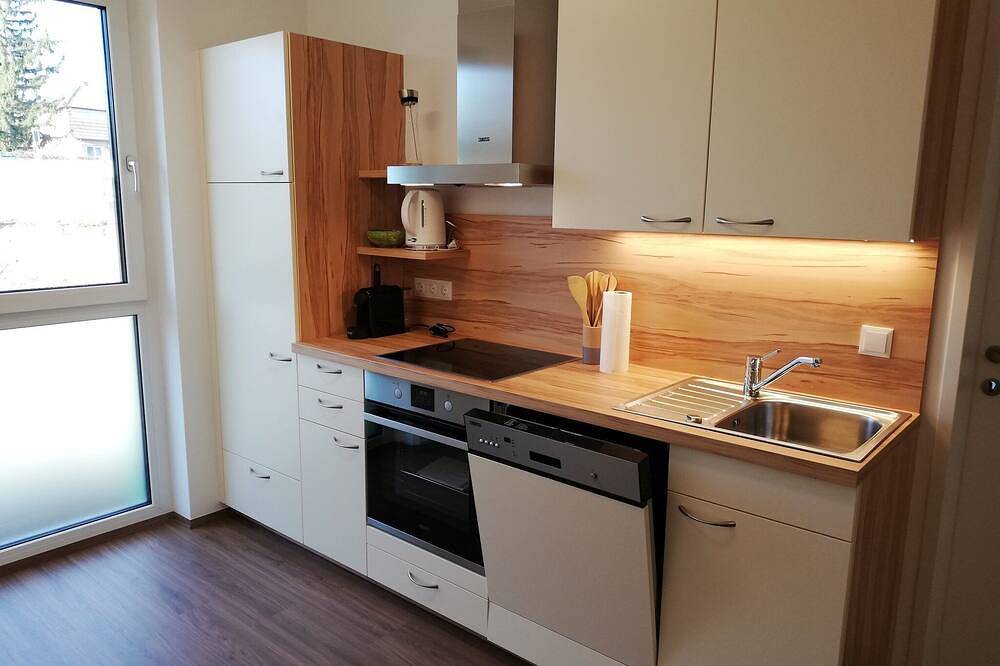 Ganze Wohnung, Gemütliche Ferienwohnung (80qm) für bis zu 4 Personen in Lanzenkirchen, Wiener Alpen