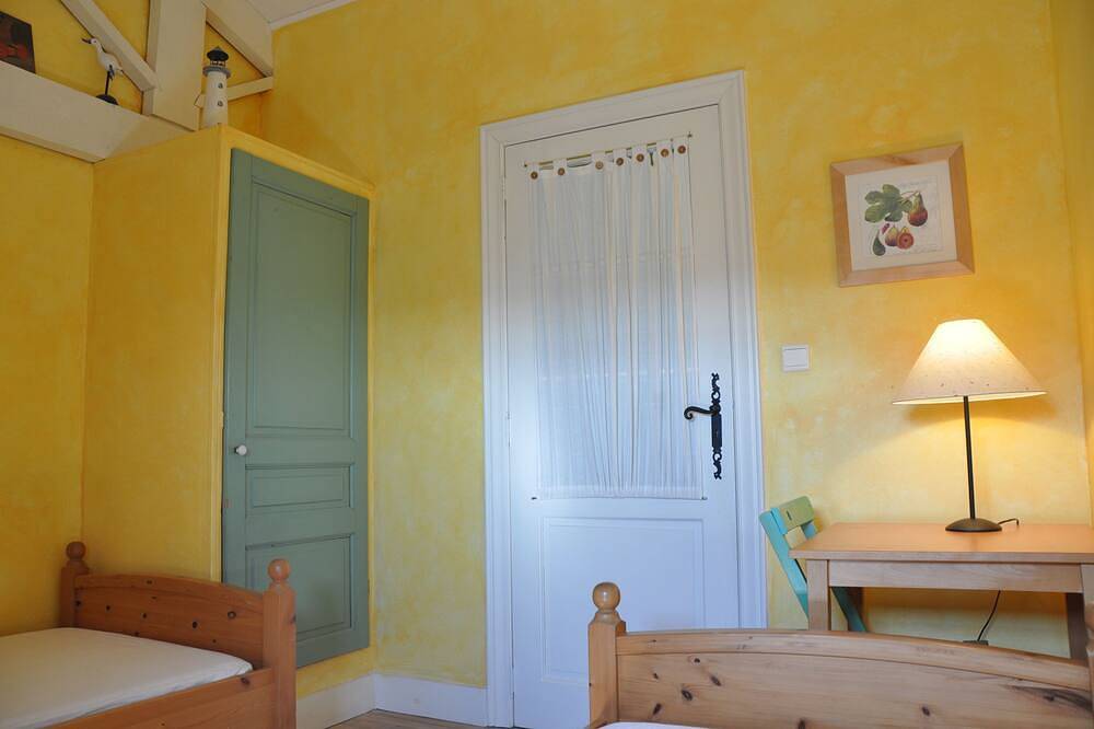 Villa Provencale. 1Ha.  Confort & Calme Absolus.  Piscine 10 x 5. Wi-Fi (fibre) in Goudargues, Région de Nîmes