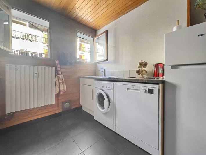 Gîte pour 8 personnes, avec balcon dans Office De Tourisme Des Carroz - 2