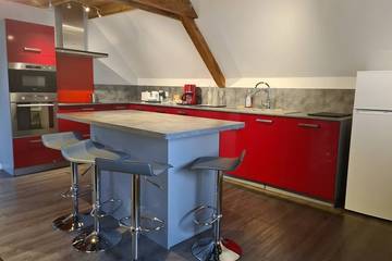 Gîte pour 2 personnes, avec sauna dans Office De Tourisme Du Pays De Murat Sud Auvergne