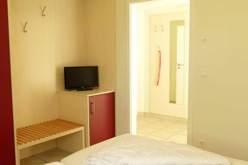 Ganze Wohnung, Fewo, strandnah, Schwimmbad, Sauna i. H. Wlan, Kurkarten incl.; max. 4 Pers. in Seebad Zempin, Zempin