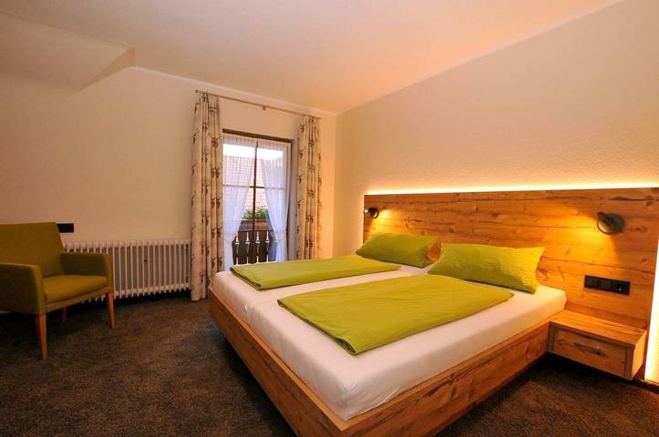 Maison d’hôte pour 2 personnes, avec terrasse, animaux acceptés à Simonswald - 4