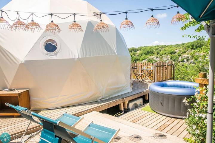 Tente pour 4 personnes, avec jardin et piscine ainsi que jacuzzi et terrasse en Ardèche - 4