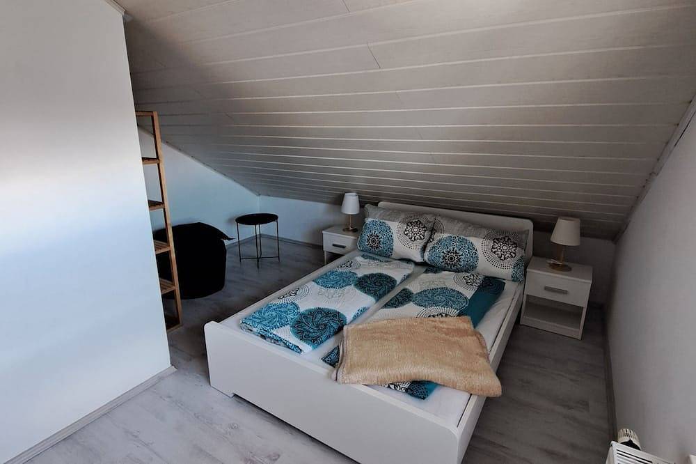 Ruhig gelegenes Ferienhaus mit Sauna am Eingang zur fränkischen Schweiz. in Igensdorf, Frankenalb