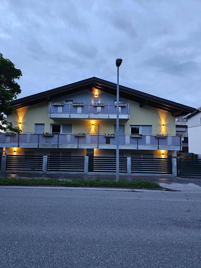 Ferienwohnung für 5 Personen, mit Garten und Ausblick, mit Haustier in Reutte - 3