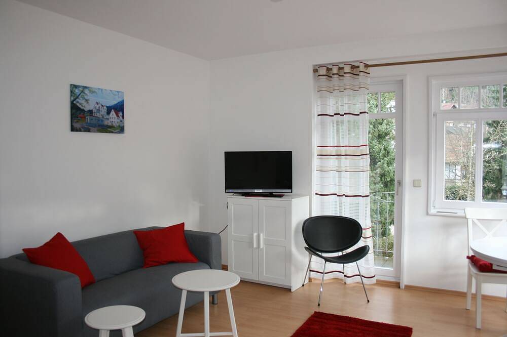 Ganze Wohnung, Gästehaus Villa Lina in Bad Herrenalb, Nordschwarzwald
