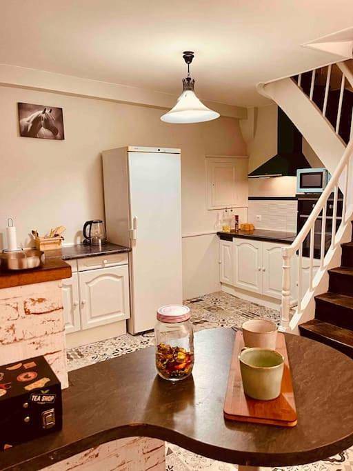 Appartement entier, Two-Bedroom Apartment in Chauvigny, Vienne (France)