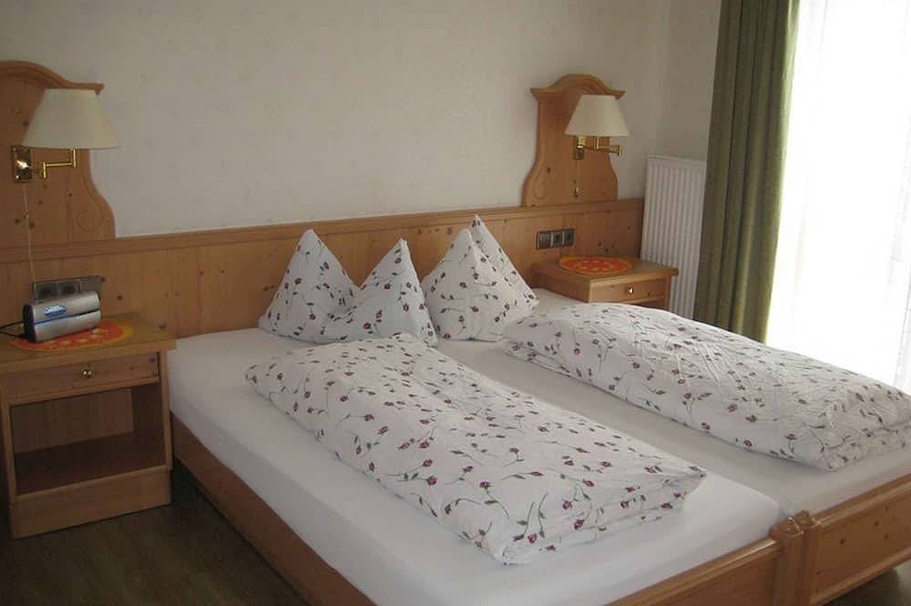 Ganze Wohnung, Fewo Nr. 1, 1 Schlafraum, 1 Wohn-/Schlafraum, max. 4 Personen in Lauf, Mittlerer Schwarzwald