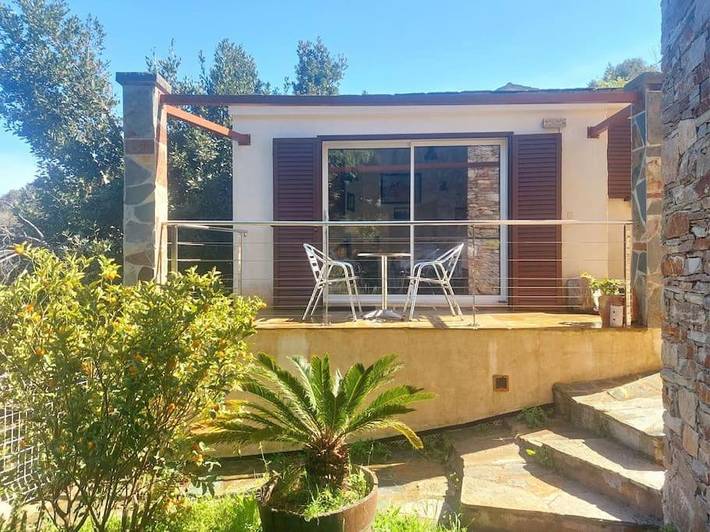 Ferienhaus für 2 Personen, mit Terrasse und Garten sowie Ausblick in Bastia