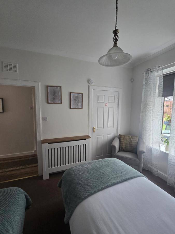 Entire apartment, Churchview in Dunfermline, Fife region