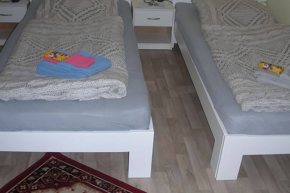 Ganze Wohnung, Apartment für 2 Personen (20 m²) mit Gemeinschaftsgarten und Wlan in Künzell, Rhön-Hessen
