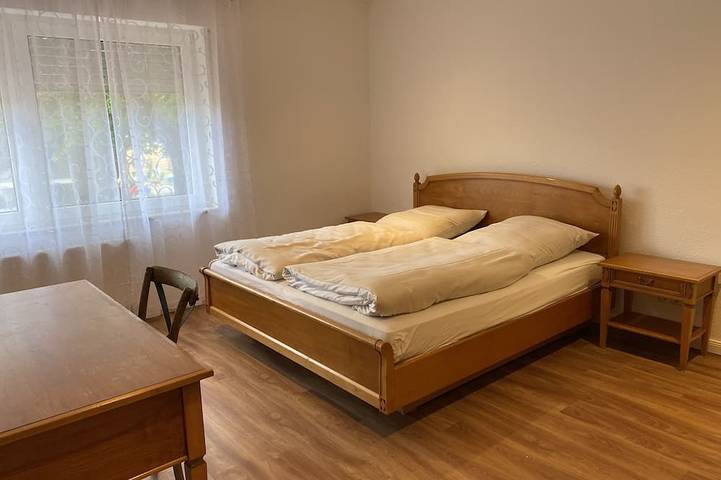 Ganze Wohnung, Sehr geräumige 3 Zimmer-Wohnung mit Terrasse, Garten, Parkplatz in Wildeshausen, Naturpark Wildeshauser Geest