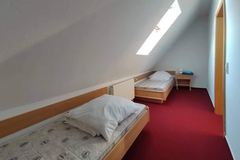 Appartement entier, Villas dans la station Labussee au milieu du district du Mecklembourg in Wesenberg, Mecklenburg-Strelitz