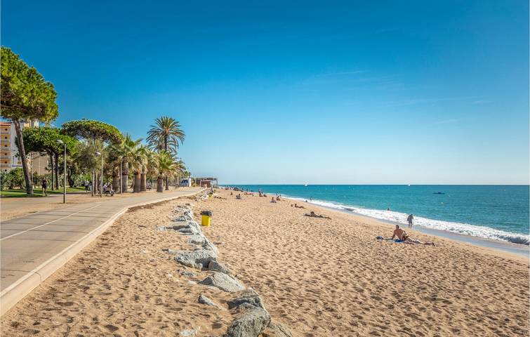 Gîte pour 4 personnes, avec terrasse à Pineda de Mar - 3