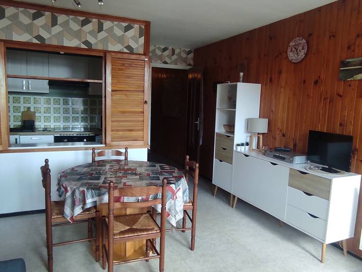 Gîte pour 6 personnes, avec balcon dans Station de Super-Besse (Super-Besse) - 2