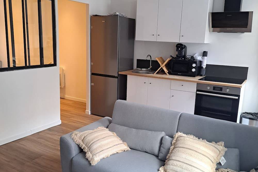 Entire apartment, Appartement Moderne au Cœur de la Veille Ville in Auxerre, Auxerre region