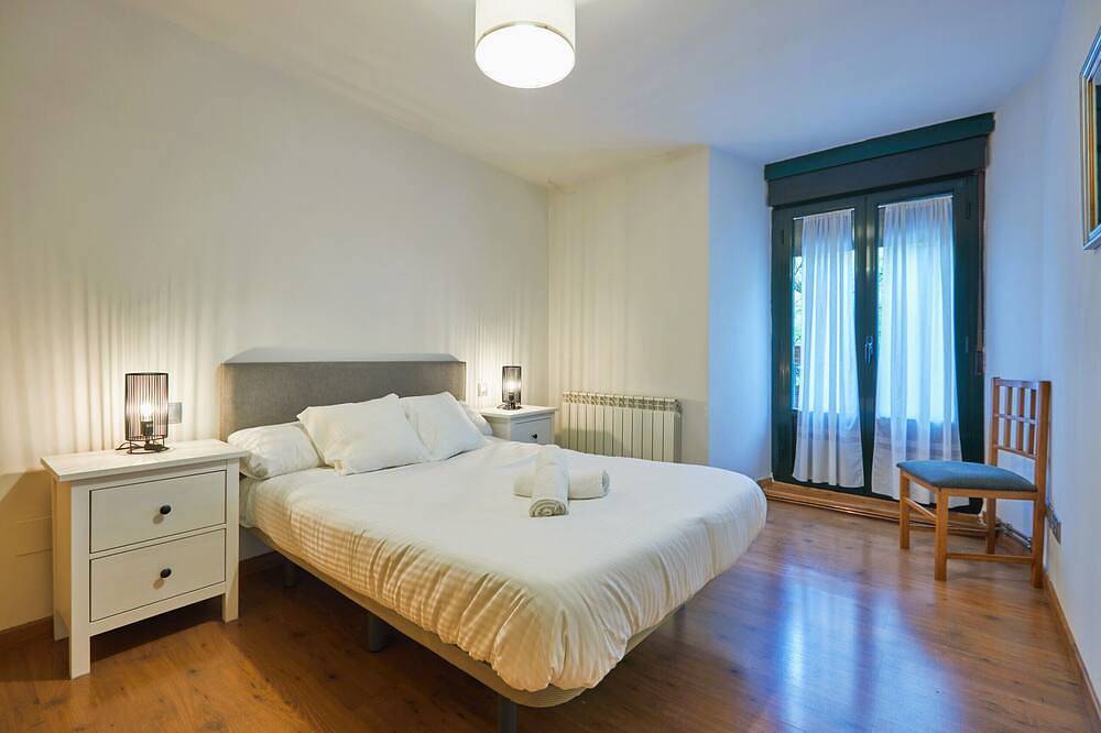 Entire apartment, Ávila Center: Your Plaza Italia Retreat in Ávila, Ávila Region