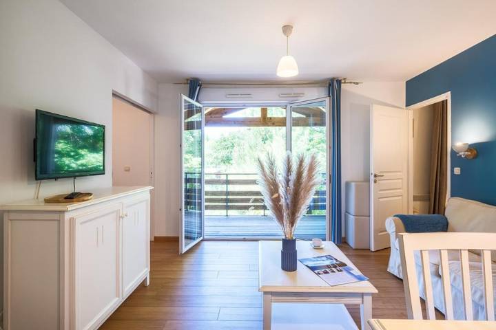 Parc de vacances pour 4 personnes, avec Balcon et Jacuzzi ainsi que Terrasse et Jardin dans les Landes - 3