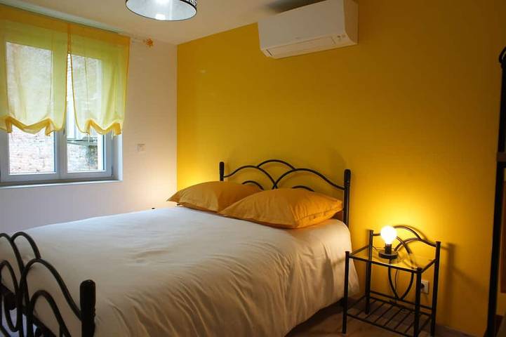 Location de vacances pour 6 personnes, avec terrasse et jardin à Seurre - 2
