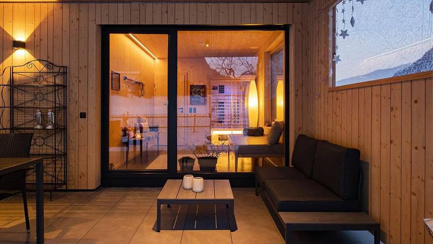 Ferienhaus für 8 Personen, mit Balkon und Ausblick sowie Garten, kinderfreundlich im Montafon