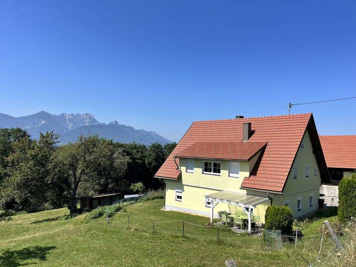 Ferienwohnung für 8 Personen, mit Garten und Pool in Klagenfurt-Land