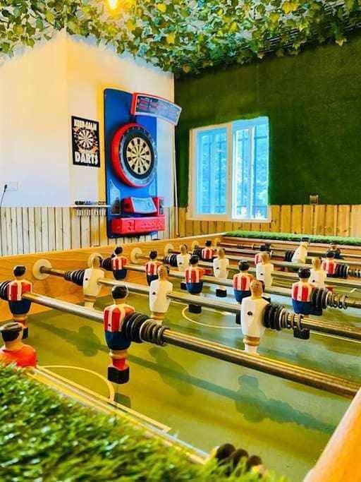 Location de vacances pour 8 personnes, avec piscine ainsi que vue et jardin à Mijares - 4