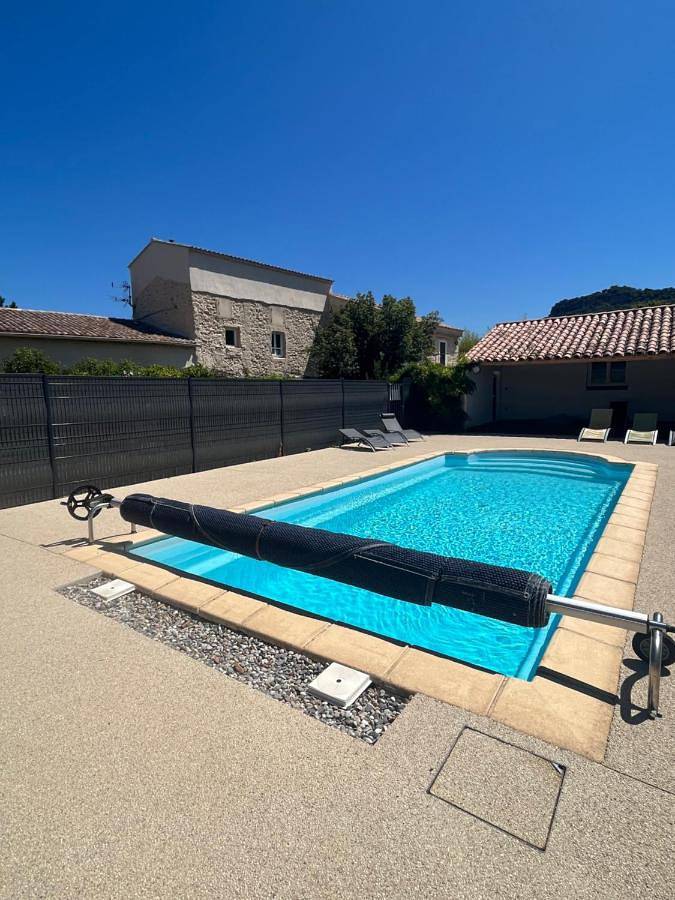 Location de vacances pour 6 personnes, avec terrasse et piscine à Saint-Paul-Trois-Châteaux - 3