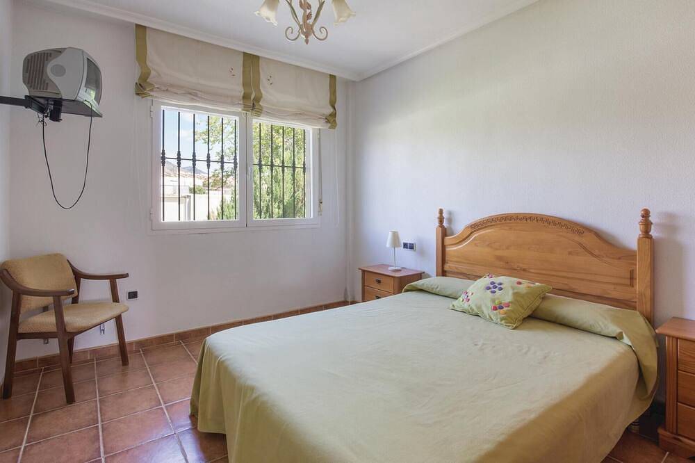 Awesome home in Caravaca with kitchen in Caravaca de la Cruz, Murcia Inland