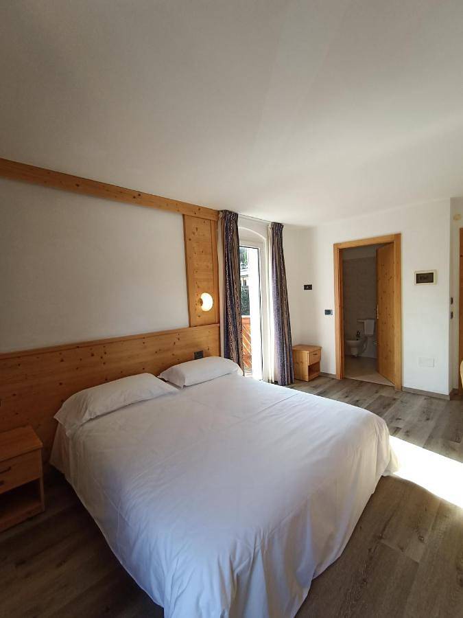 Hôtel pour 3 personnes, avec balcon et vue dans Passo Del Tonale