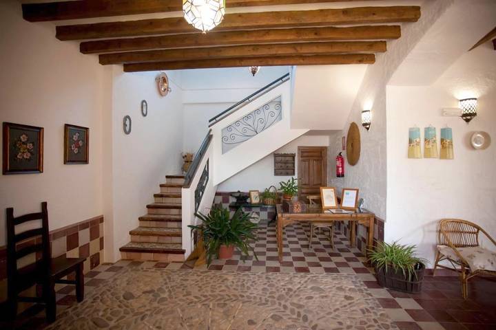 Casa rural con piscina para 3 personas, con vistas además de jardín y piscina en Provincia de Sevilla - 2