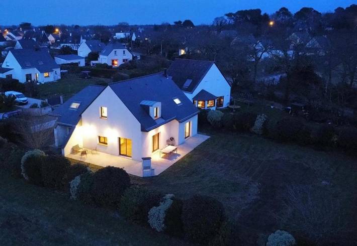 Casa de vacaciones para 8 personas, con terraza además de vistas y jardín - 1