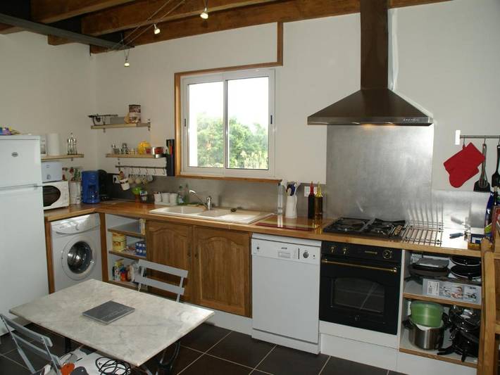 Location de vacances pour 10 personnes, avec terrasse ainsi que jardin et piscine, animaux acceptés à Loubressac - 2