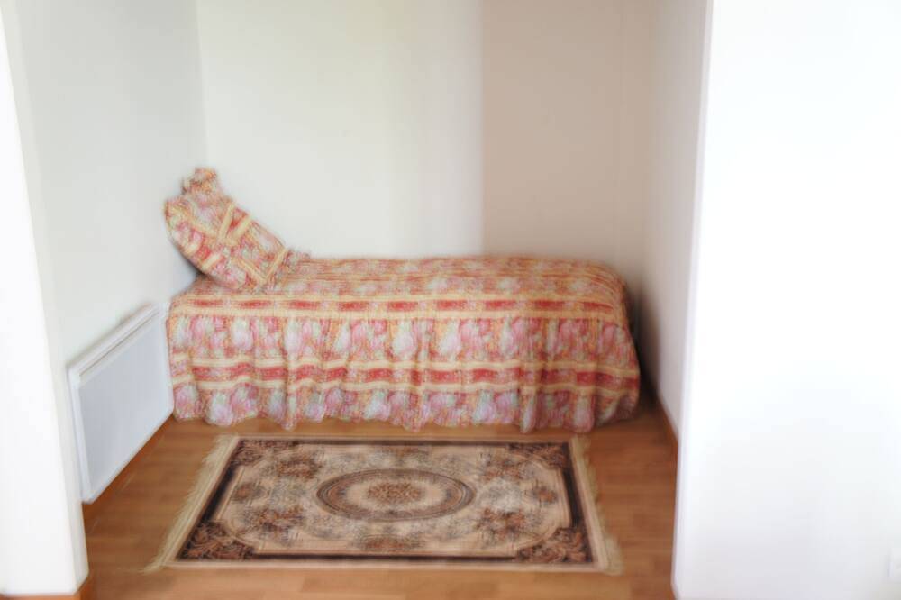 Appartement entier, Gite au cœur du Parc Naturel des Causses. Appartement pour 5. Animaux bienvenus! in Cœur de Causse, Quercy