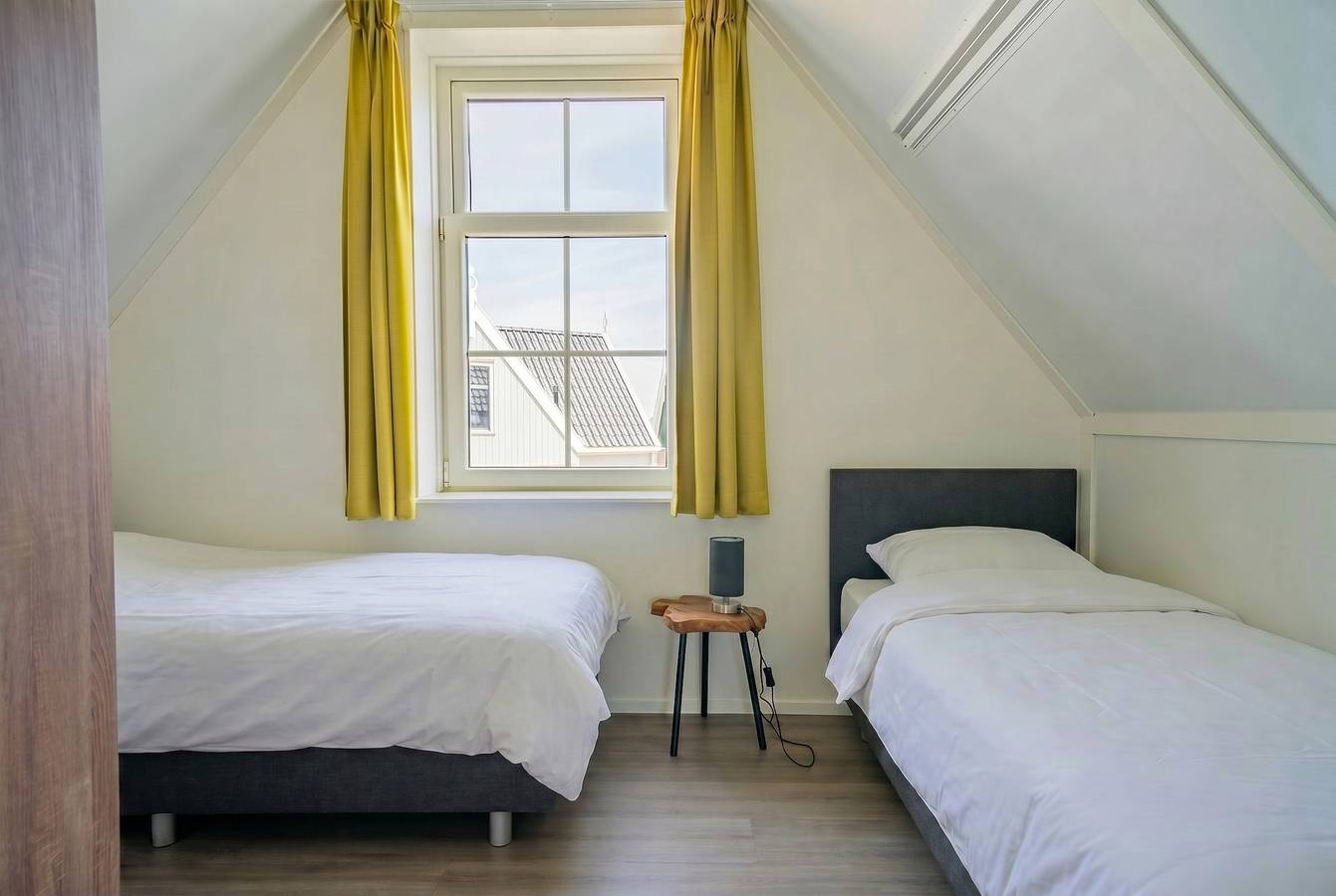 Europarcs Poort van Amsterdam — Gulden Daalder 8 in Markermeer