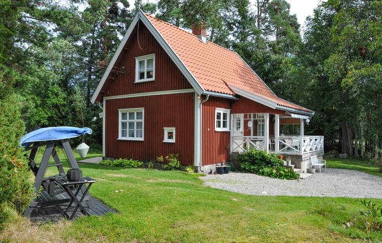 Ferienhaus für 6 Personen, mit Seeblick und Garten sowie Terrasse in Värmland - 2