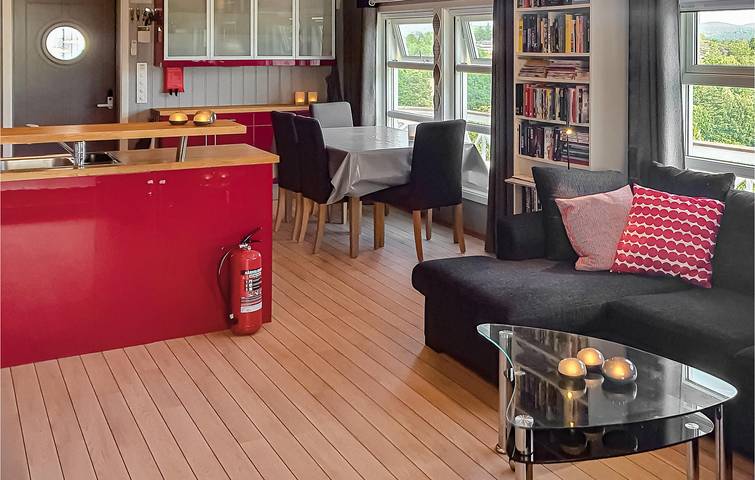 Ferienhaus für 10 Personen, mit Terrasse und Garten sowie Seeblick in Ost-Norwegen - 4