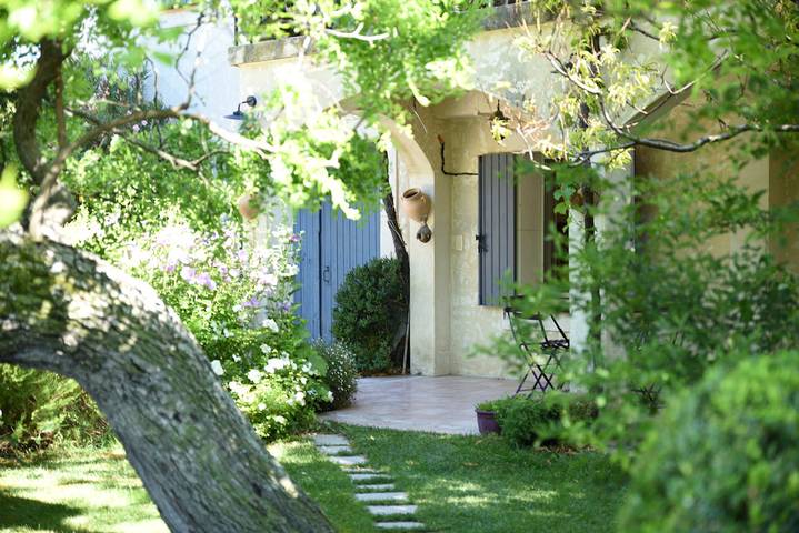 Gîte pour 3 personnes, avec terrasse et jardin, animaux acceptés