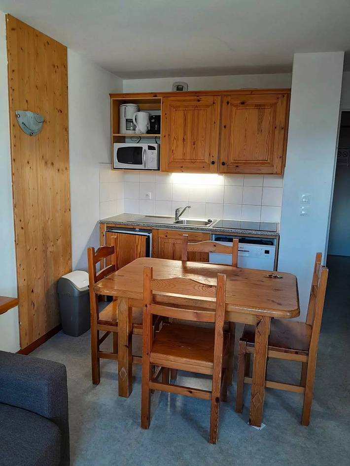 Gîte pour 6 personnes, avec Balcon et Piscine à Saint-Jean-d'Arves - 4