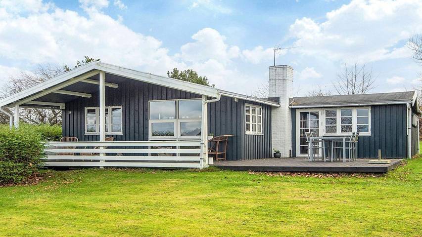 Ferienhaus für 6 Personen, mit Terrasse in Bønnerup Strand