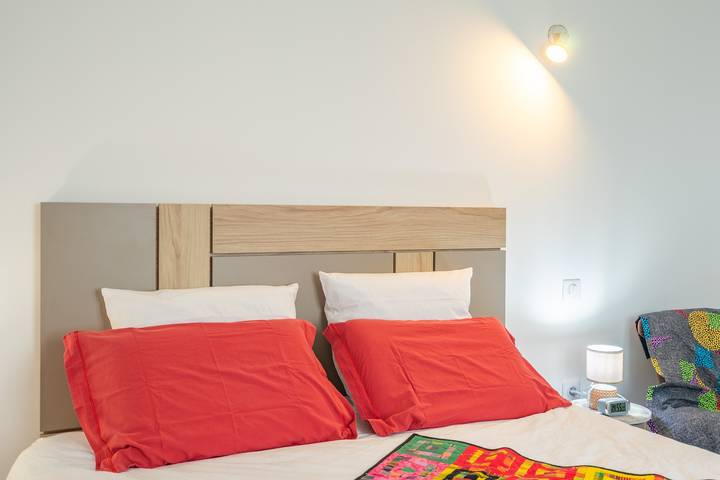 Chambre d’hôtes « M’m - Chambre » avec jardin privé et Wi-Fi in Le Gua, Côte de Beauté