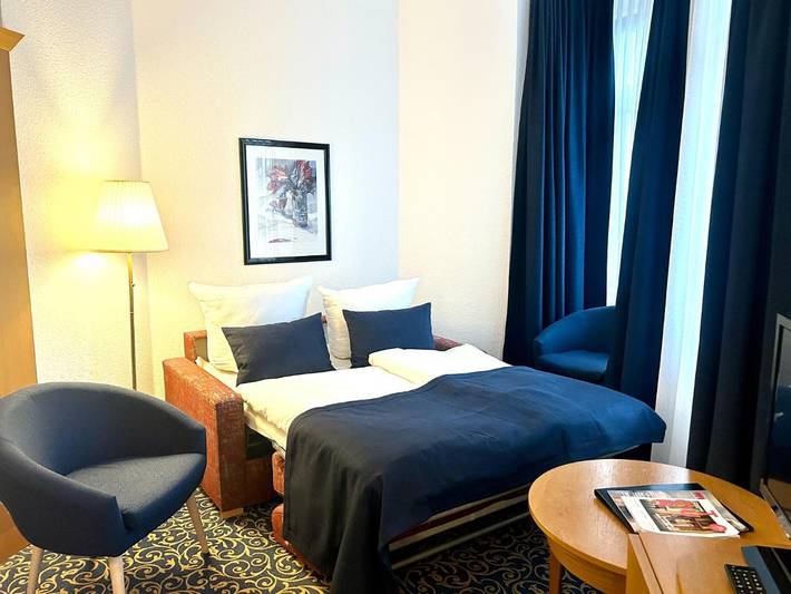 Hotel für 3 Personen, mit Terrasse und Garten sowie Sauna und Ausblick in Schönebeck (Elbe) - 4