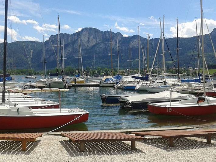 Ferienwohnung für 6 Personen, mit Balkon und Seeblick sowie Ausblick, kinderfreundlich in Mondsee (Stadt)