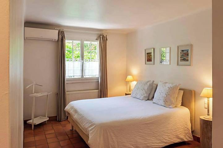 Casa-La Tarente villa piscine et panorama vignes in Taradeau, Région de Draguignan